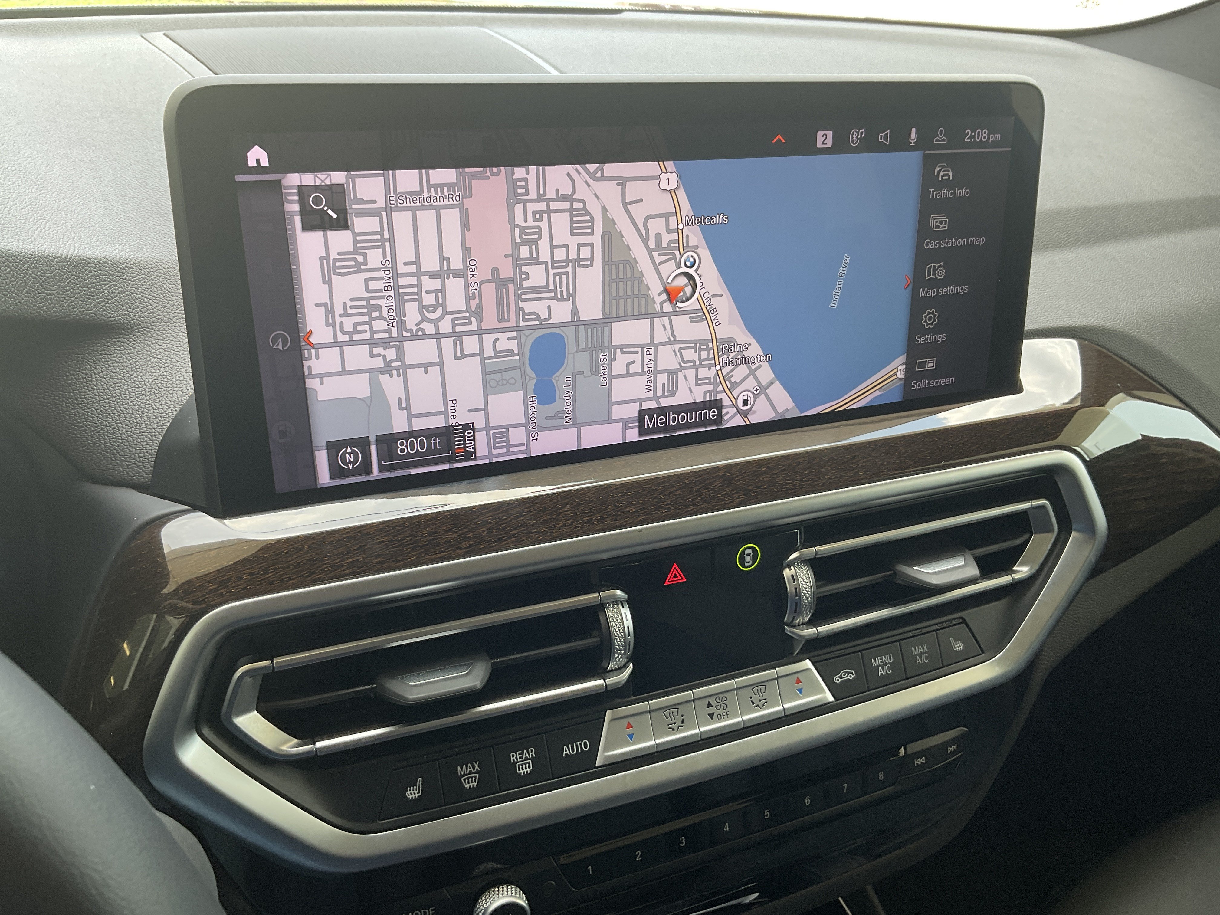 Used 2024 BMW X3 sDrive30i w/ Premium Package RWD image 18