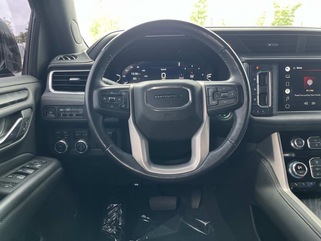 Used 2022 GMC Yukon Denali w/ Denali Ultimate Package AWD/4WD image 14