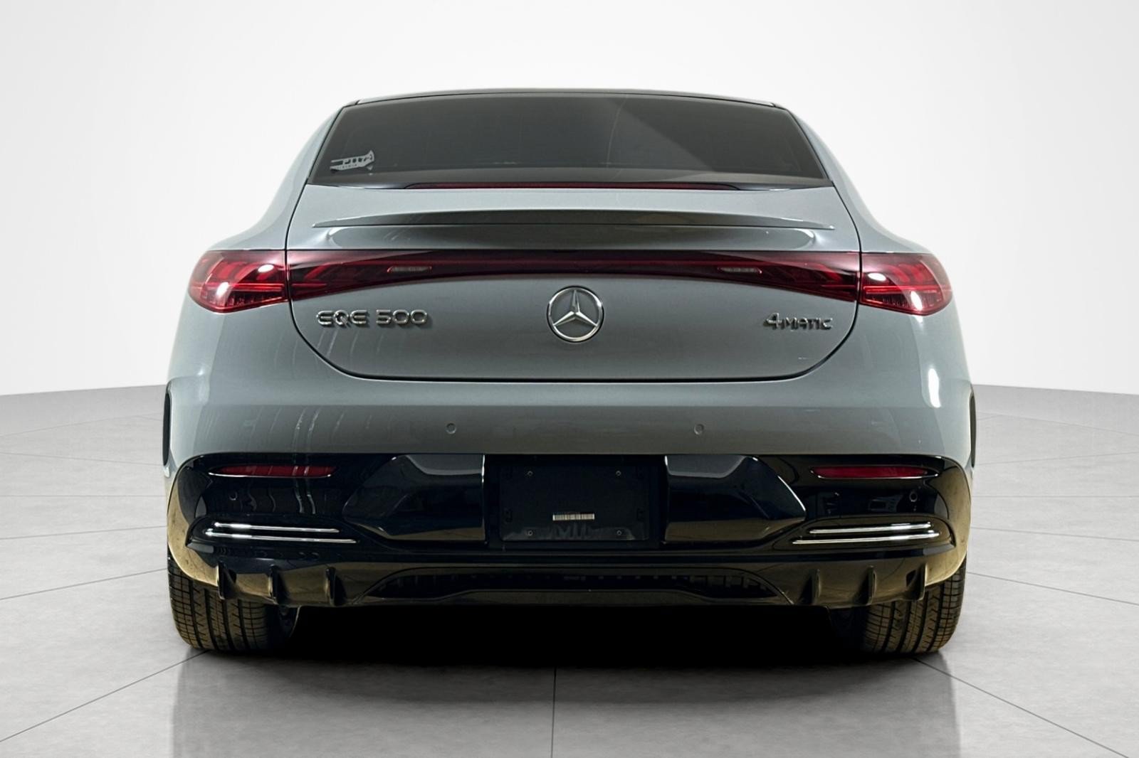 Used 2023 Mercedes-Benz EQE 500 4MATIC Sedan image 4