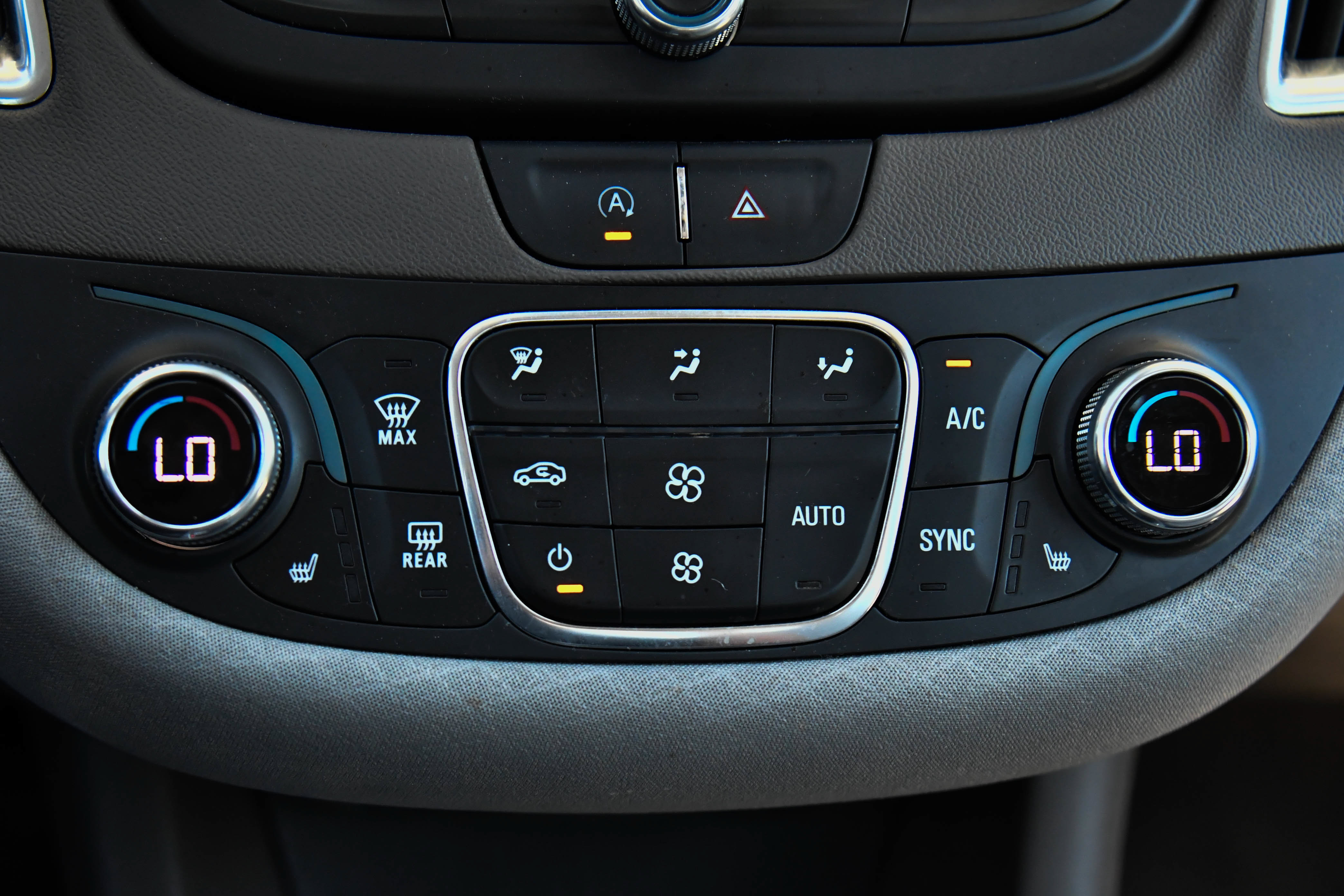 Used 2021 Chevrolet Malibu LT FWD image 21