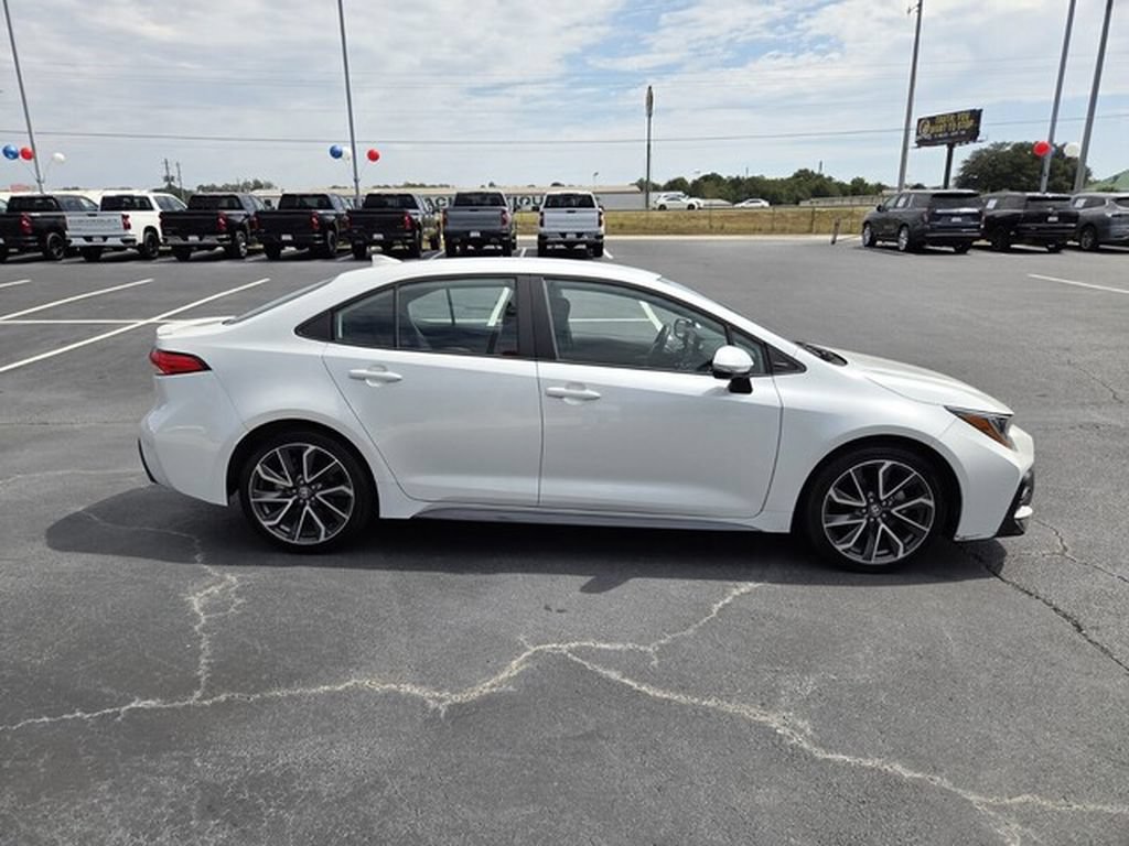 Used 2022 Toyota Corolla SE FWD image 7