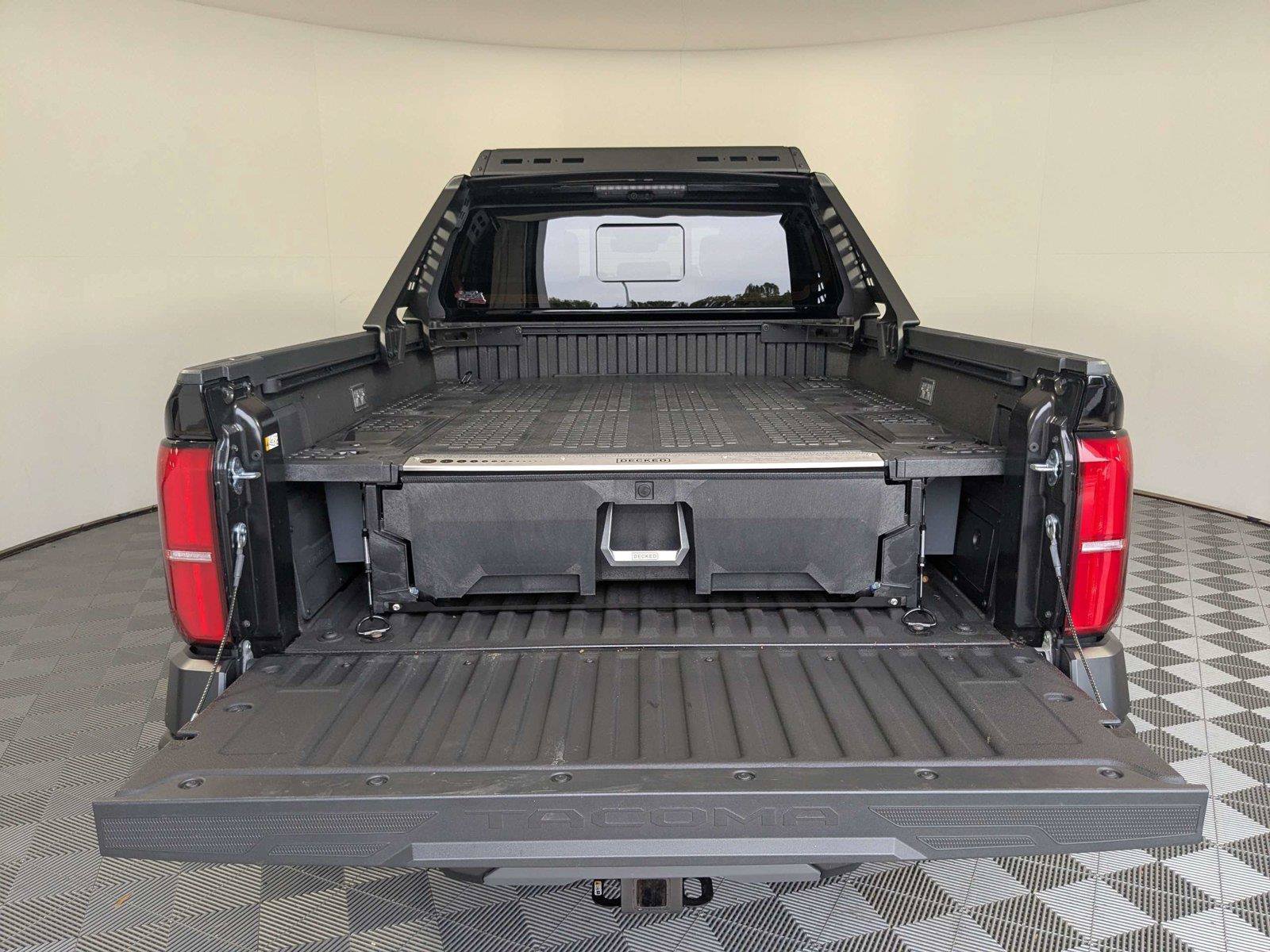 Certified 2025 Toyota Tacoma 4x4 Double Cab Hybrid image 8