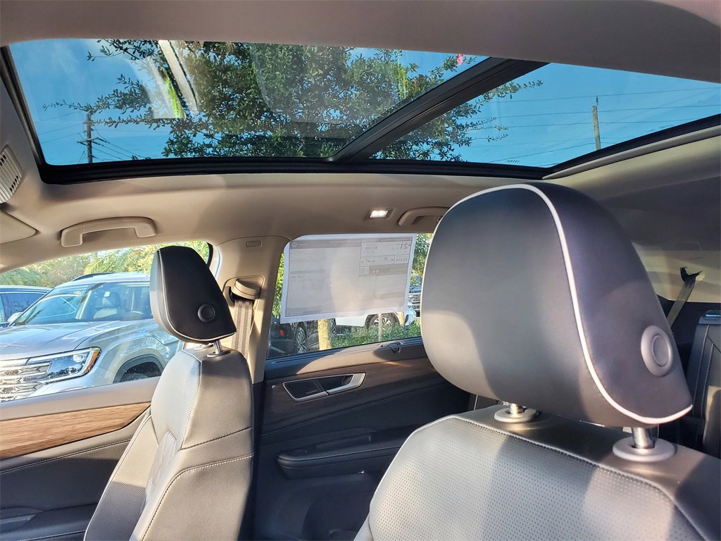 New 2026 Volkswagen Atlas SEL Premium R-Line image 8