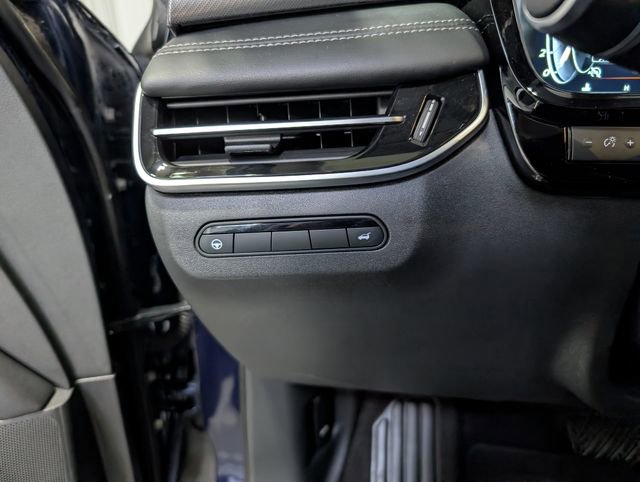 Used 2025 INFINITI QX60 Luxe AWD/4WD image 22