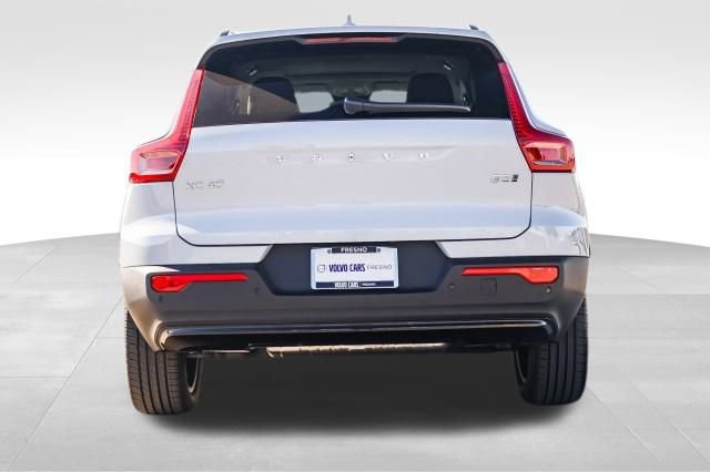 Used 2026 Volvo XC40 B5 Plus w/ Protection Package Premier AWD/4WD image 6