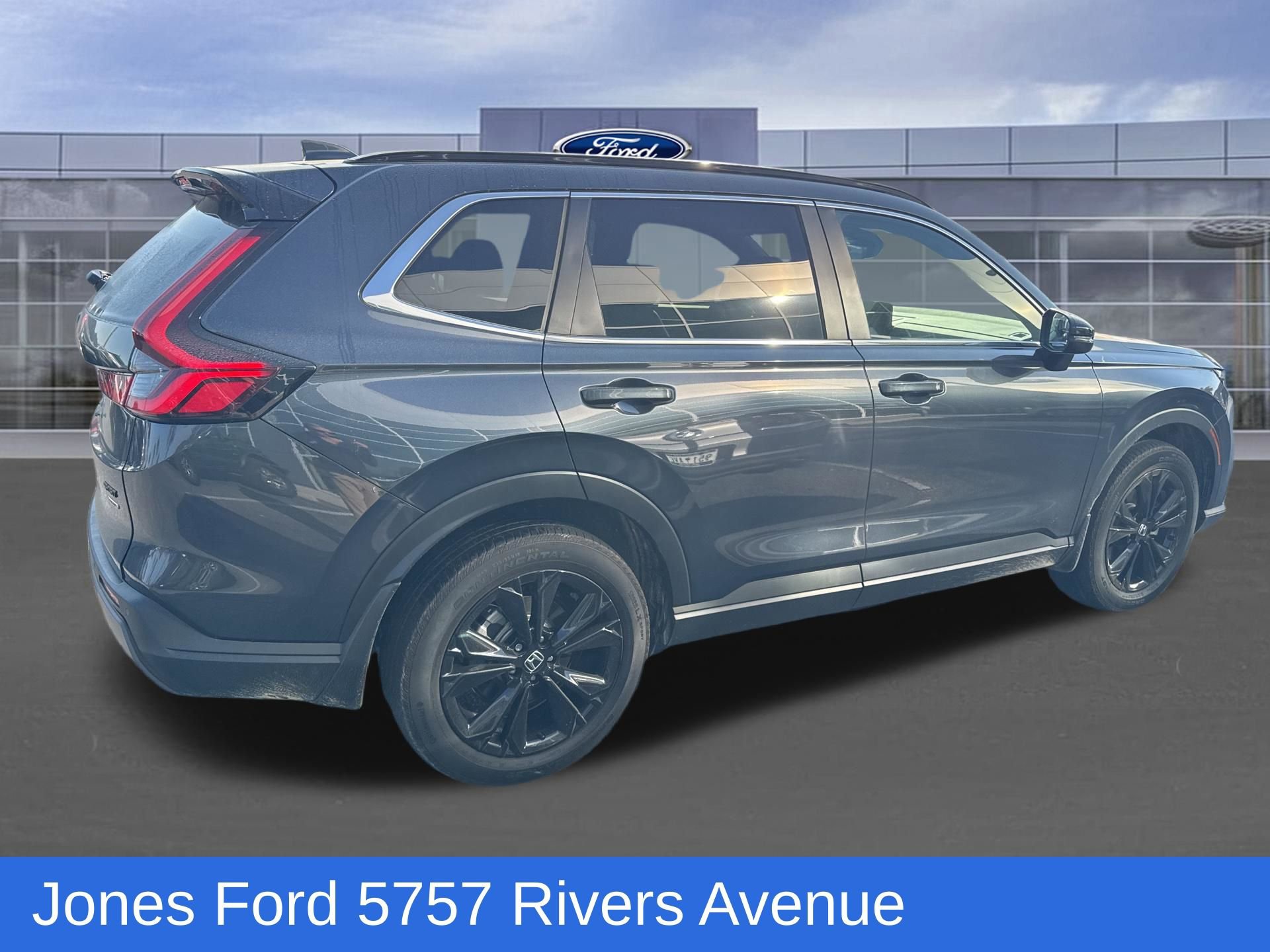 Used 2023 Honda CR-V Sport Touring image 3