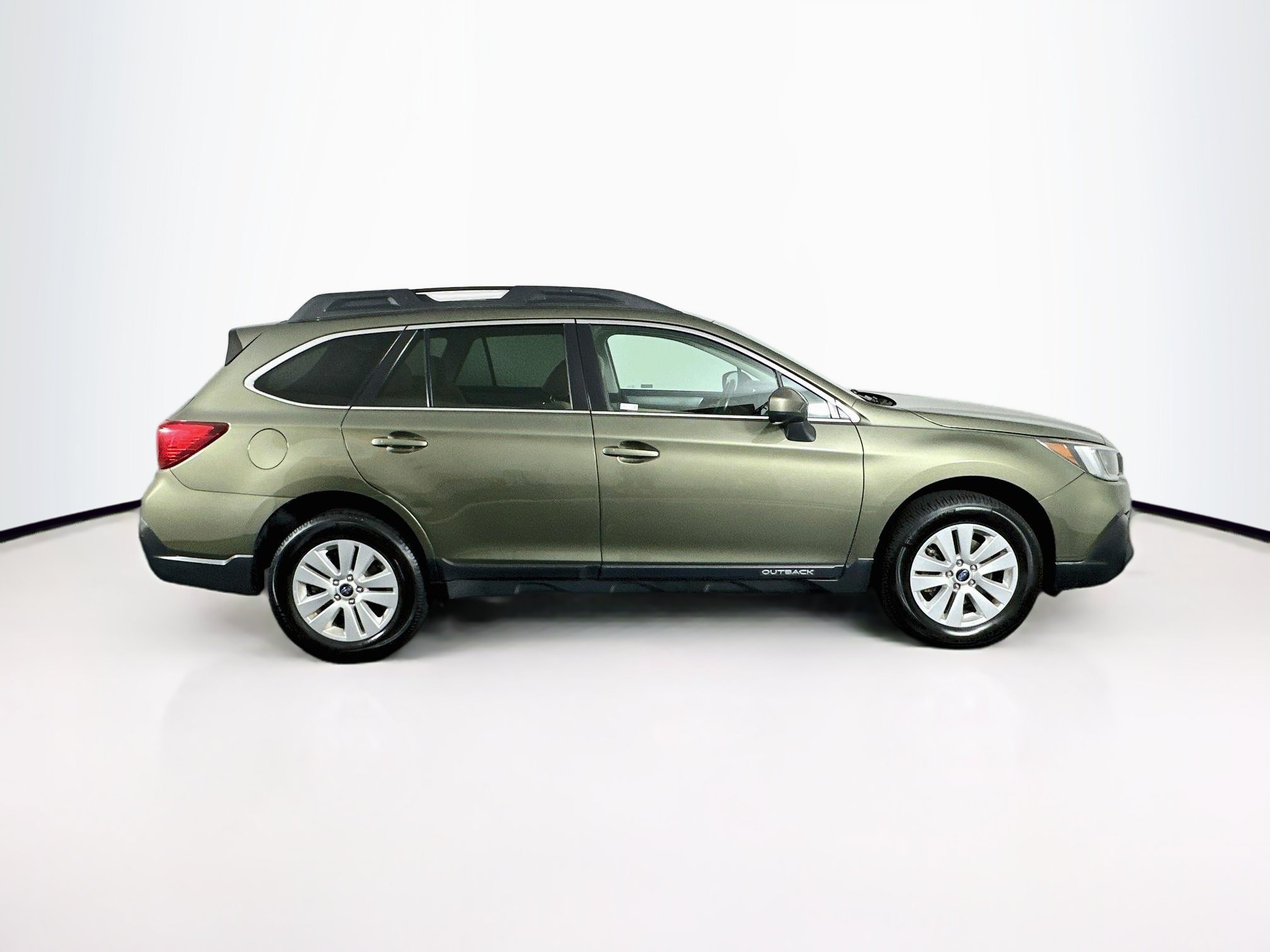Used 2019 Subaru Outback 2.5i Premium AWD/4WD image 10