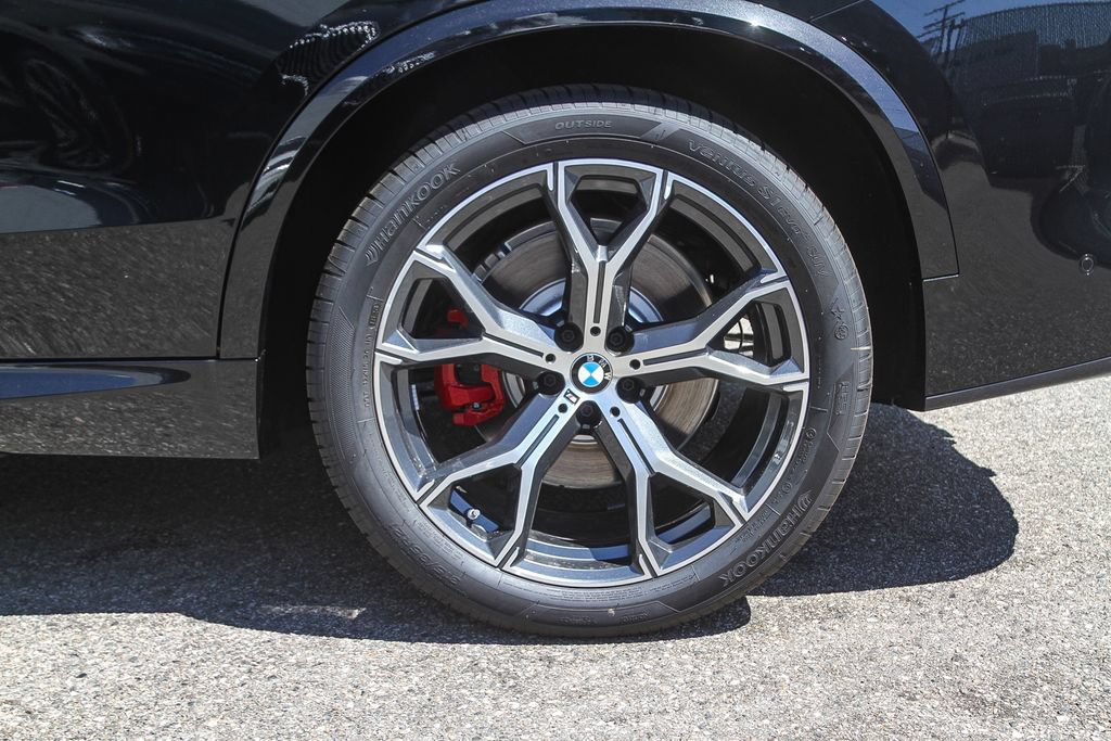 New 2026 BMW X5 xDrive50e w/ M Sport Package AWD/4WD image 8