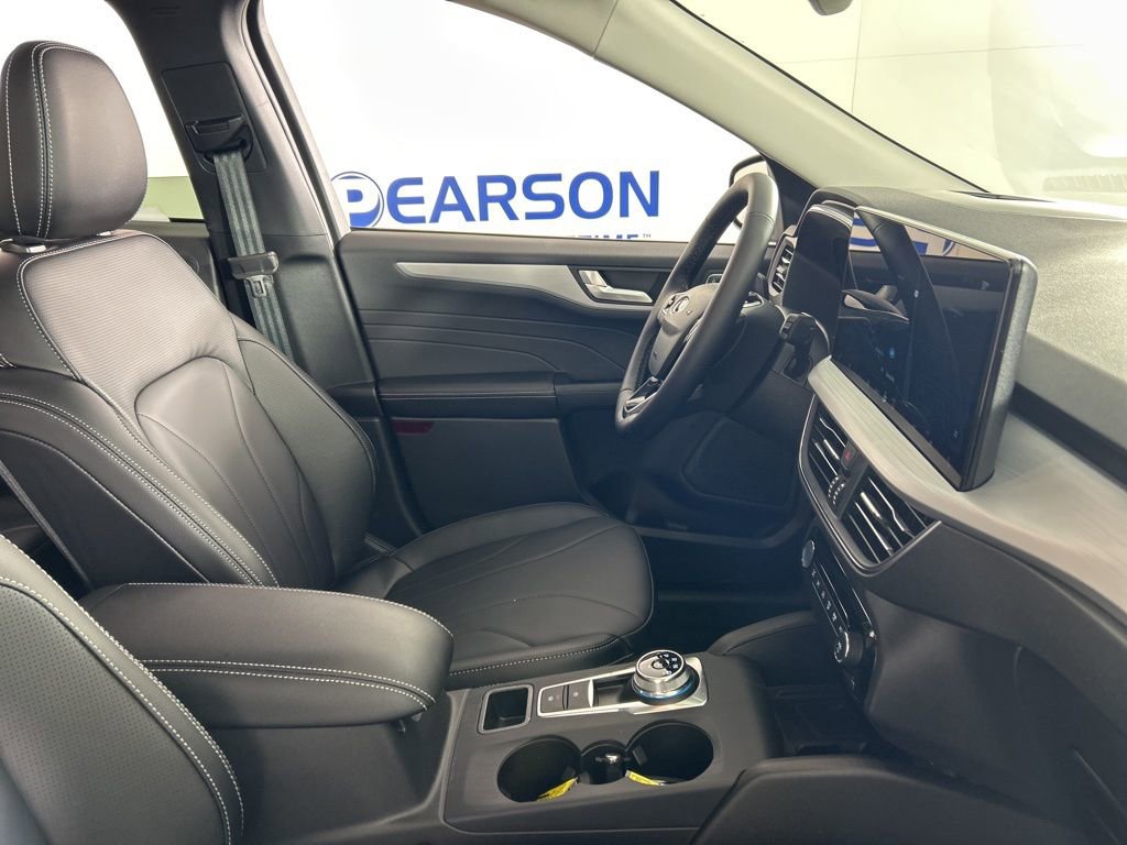 New 2026 Ford Escape Platinum w/ Premium Technology Package image 24