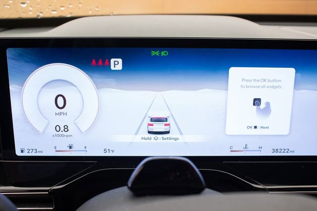 Used 2025 Genesis GV80 2.5T Standard image 22