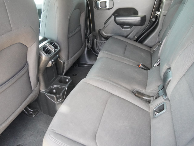 Used 2023 Jeep Gladiator Sport AWD/4WD image 12