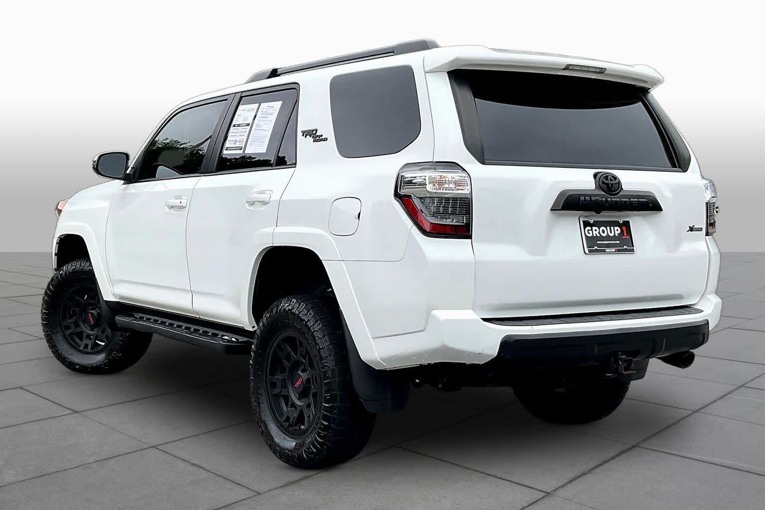 Used 2023 Toyota 4Runner TRD Off-Road Premium w/ Moonroof Package AWD/4WD image 10