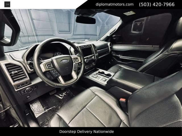 Used 2020 Ford Expedition XLT w/ Equipment Group 202A AWD/4WD image 17