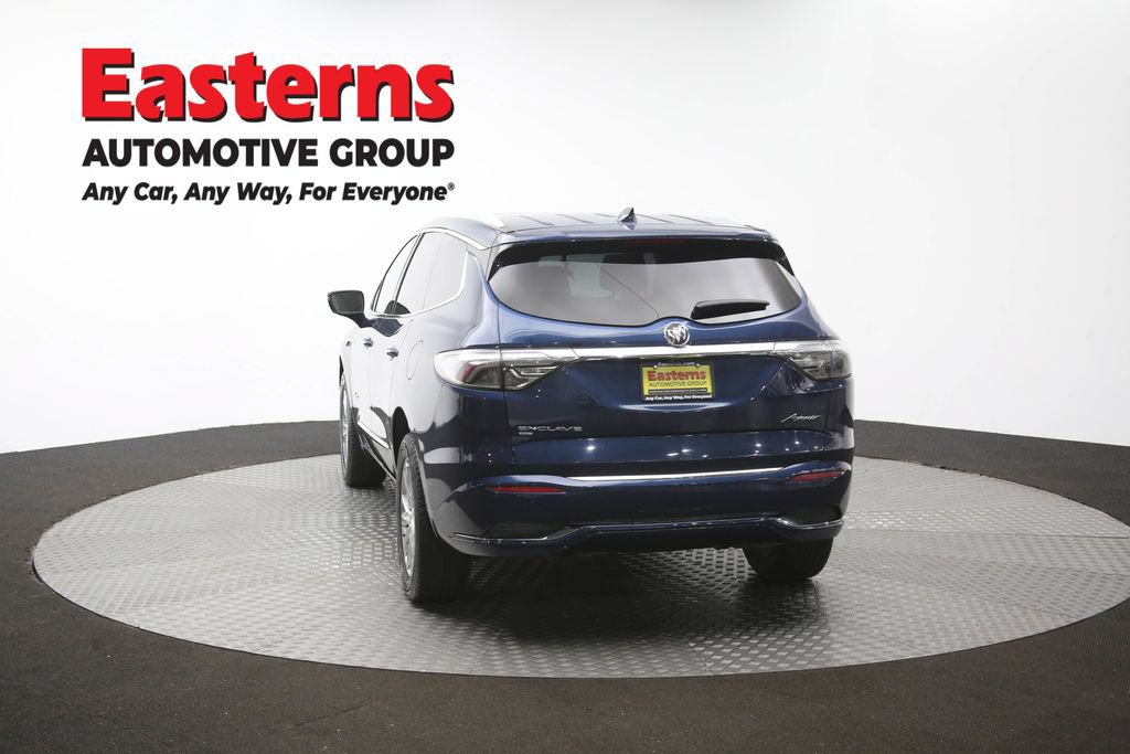 Used 2022 Buick Enclave Avenir w/ Avenir Technology Package AWD/4WD image 40