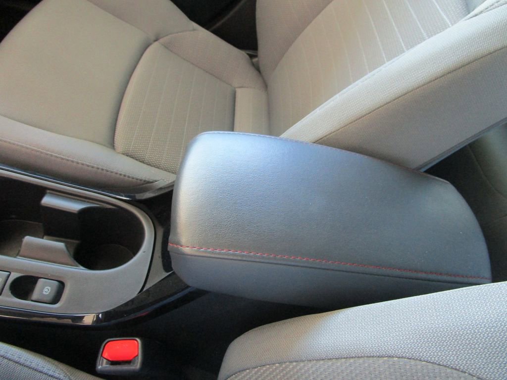 Used 2024 Toyota Corolla SE image 32