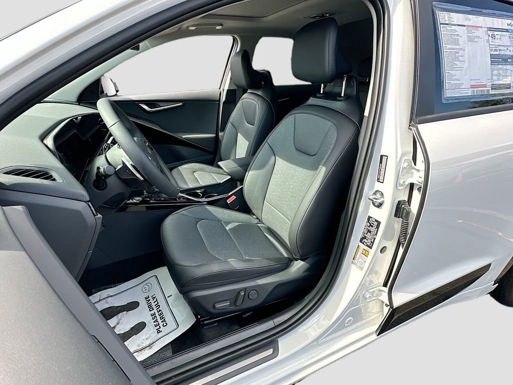 New 2026 Kia Niro SX Touring image 22