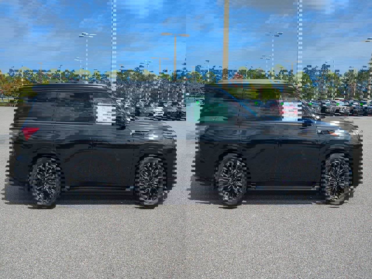 New 2026 INFINITI QX80 Autograph image 3