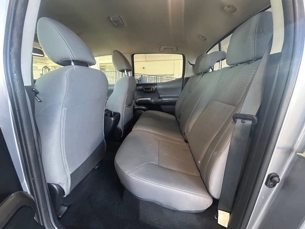 Used 2017 Toyota Tacoma SR5 w/ Tow Package image 30