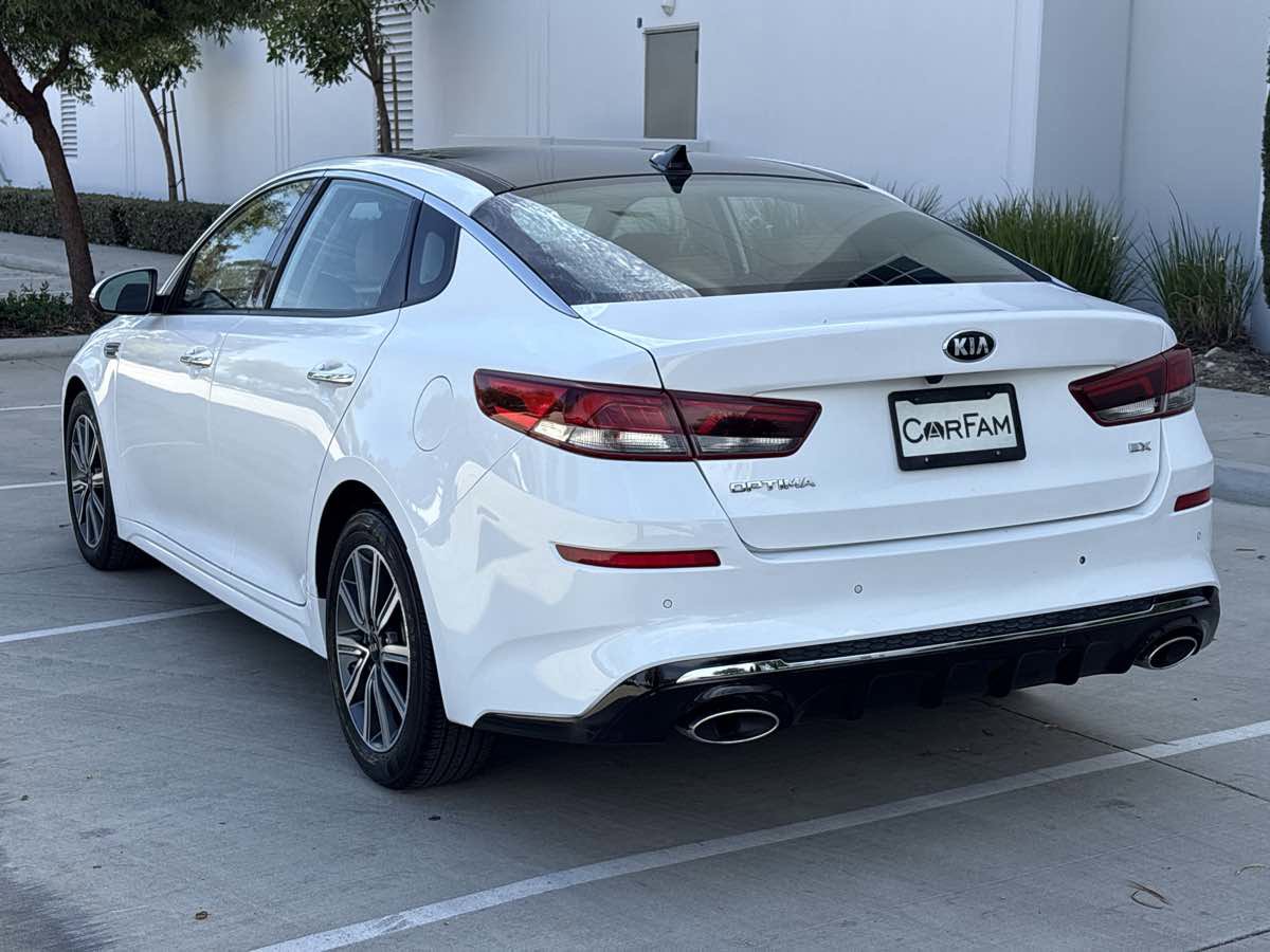 Used 2019 Kia Optima EX w/ EX Premium Package FWD image 5