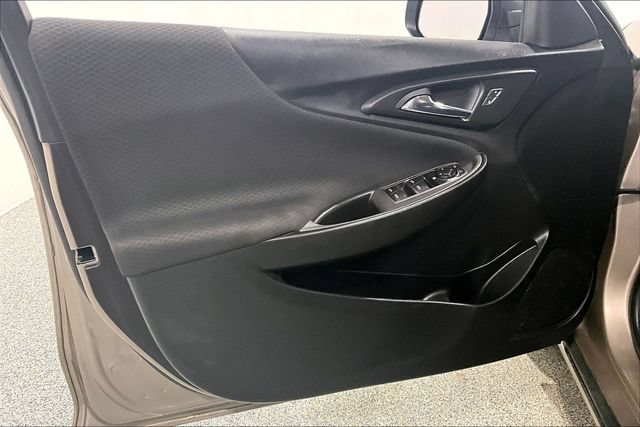 Used 2022 Chevrolet Malibu LS FWD image 25