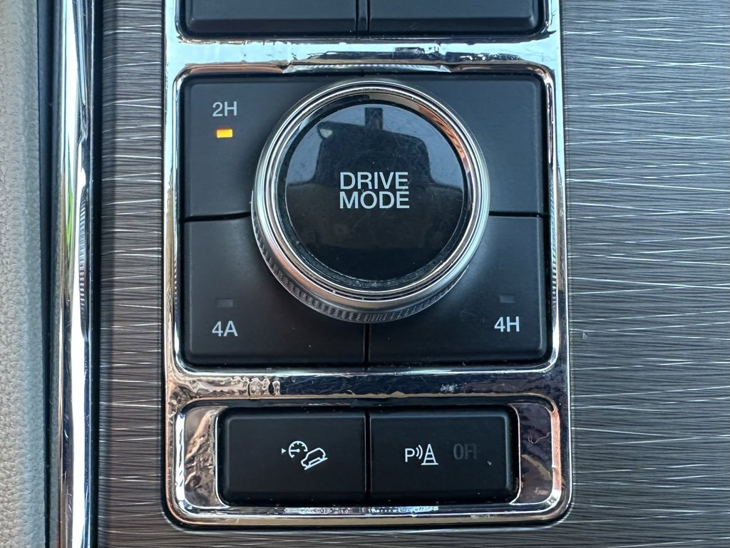 Used 2023 Ford Expedition Max Limited image 40