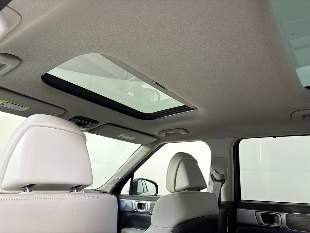 New 2027 Hyundai Santa Fe Limited FWD image 22