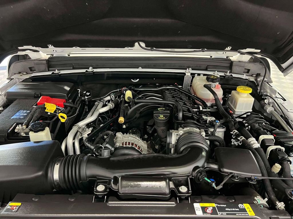 Used 2022 Jeep Gladiator Mojave w/ Cold Weather Group image 36