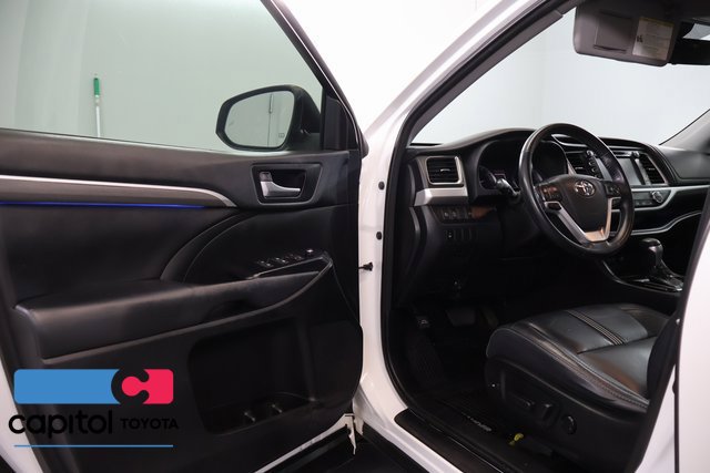 Certified 2018 Toyota Highlander SE AWD/4WD image 8