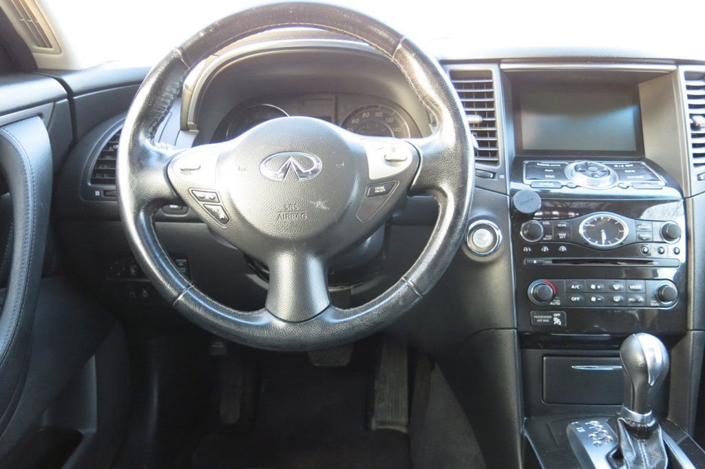Used 2016 INFINITI QX70 AWD image 20