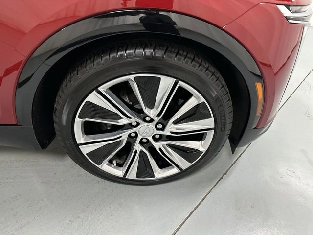 Certified 2025 Cadillac Lyriq Luxury w/ LPO, Floor Liner Package AWD/4WD image 19