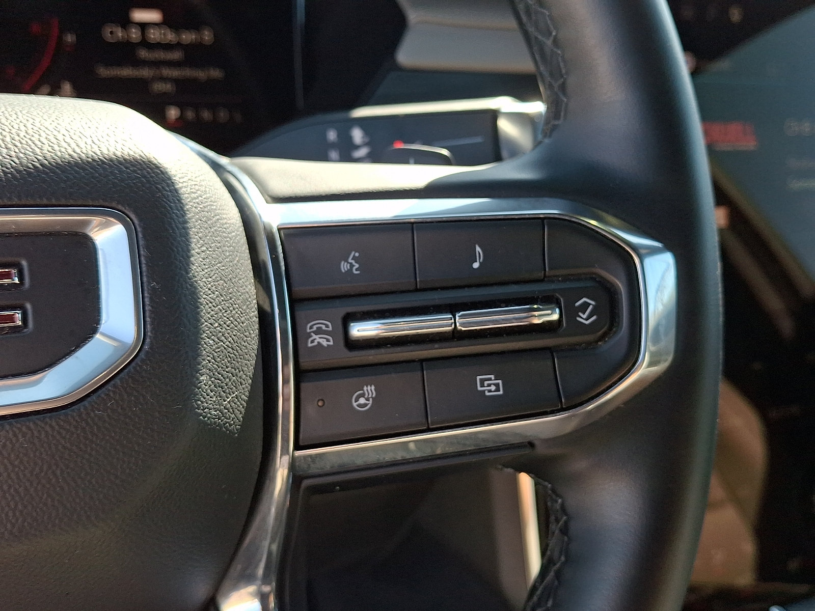 Used 2026 GMC Acadia Elevation w/ Elevation Premium Package FWD image 22