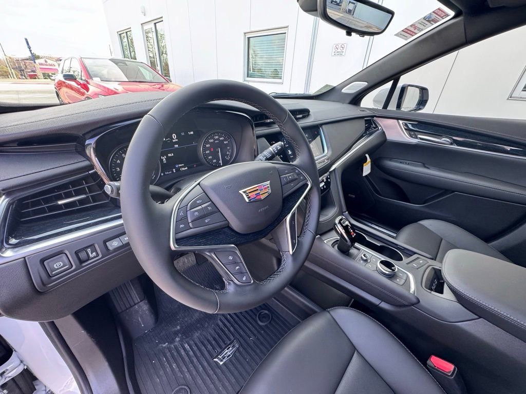 New 2026 Cadillac XT5 Premium Luxury w/ LPO, Floor Liner Package FWD image 15