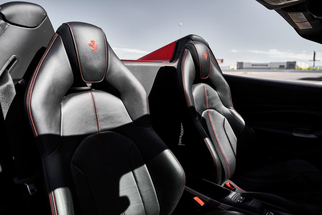 Used 2023 Ferrari F8 Tributo image 43