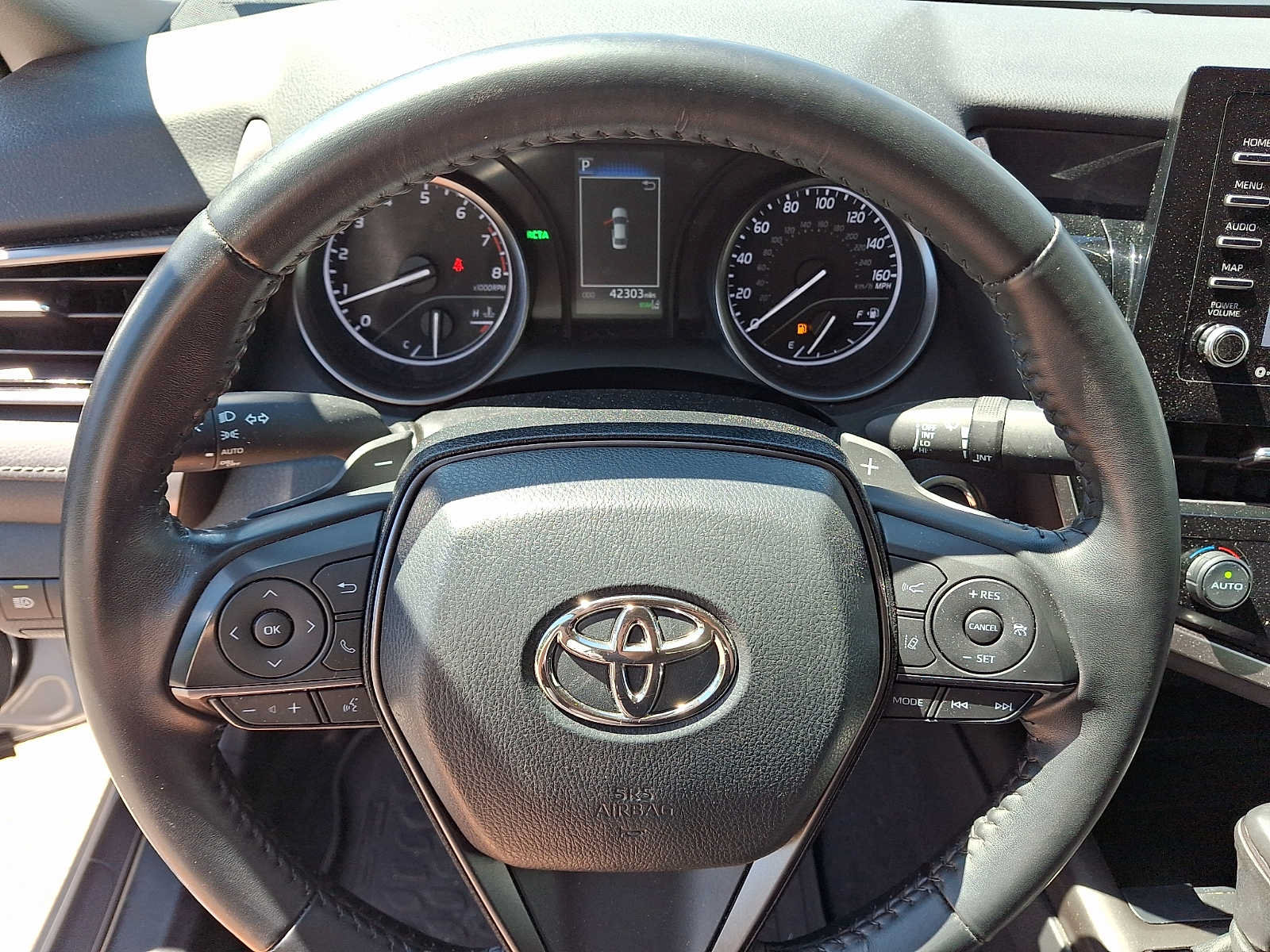 Used 2023 Toyota Camry SE w/ Convenience Package FWD image 20