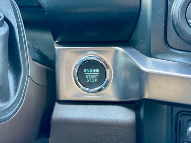 Used 2023 Ford F250 King Ranch w/ Chrome Package AWD/4WD image 27