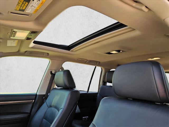 Used 2020 Toyota Land Cruiser image 16