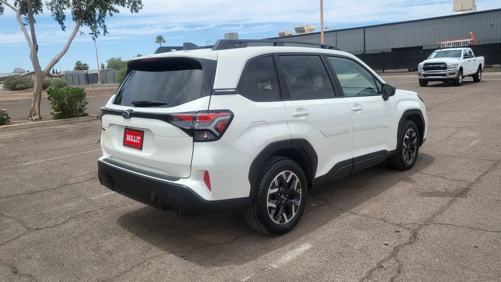 Used 2025 Subaru Forester Premium AWD/4WD image 9