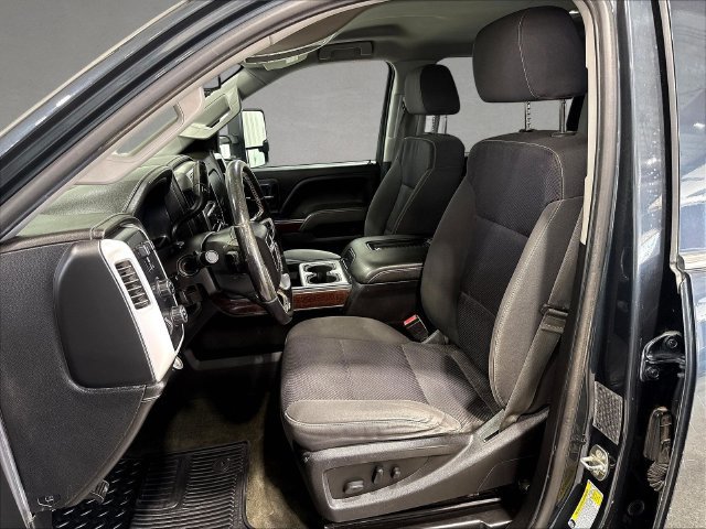 Used 2018 GMC Sierra 3500 SLE w/ SLE Preferred Package AWD/4WD image 24