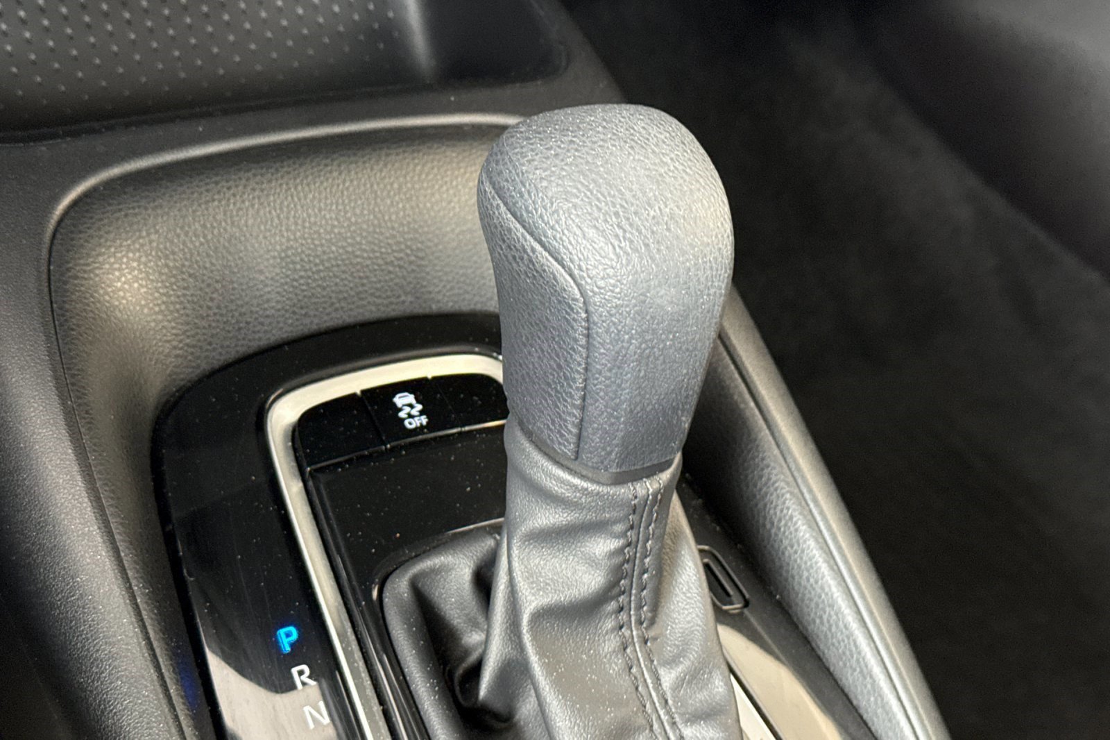 Used 2022 Toyota Corolla LE FWD image 15