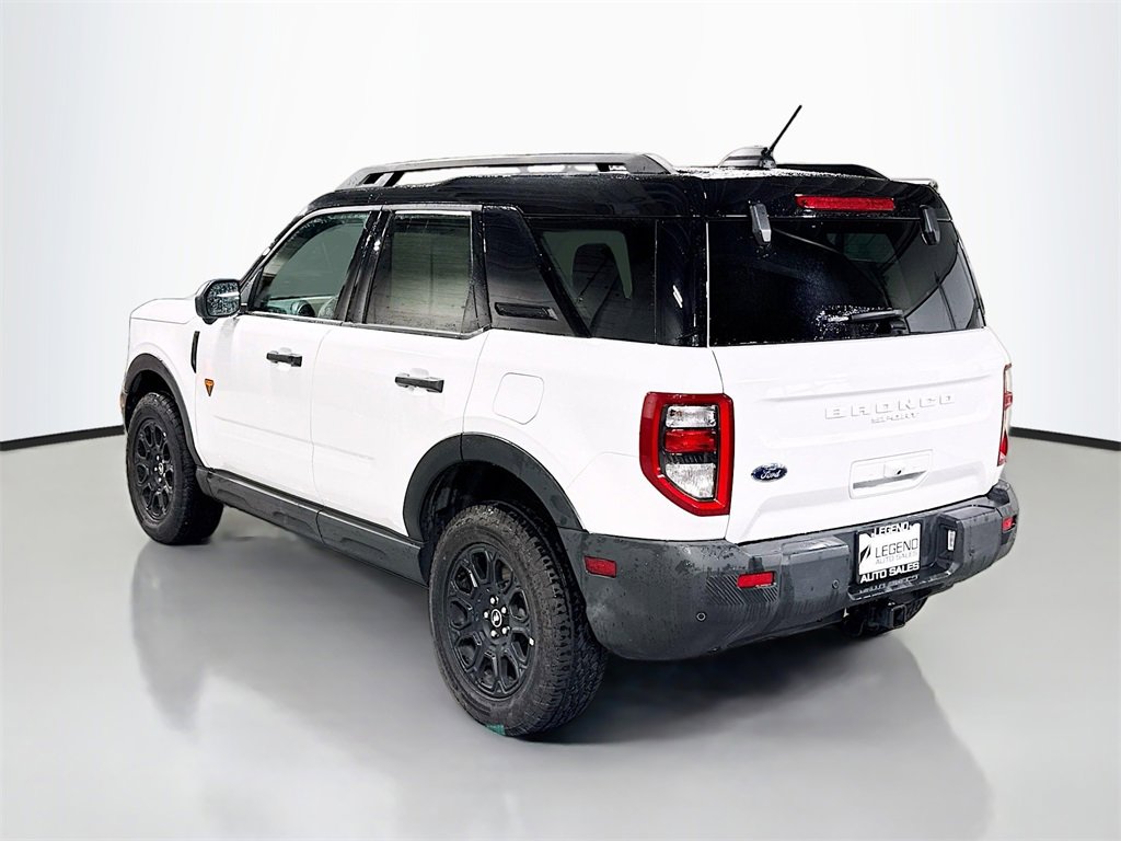 Used 2025 Ford Bronco Sport Badlands image 9