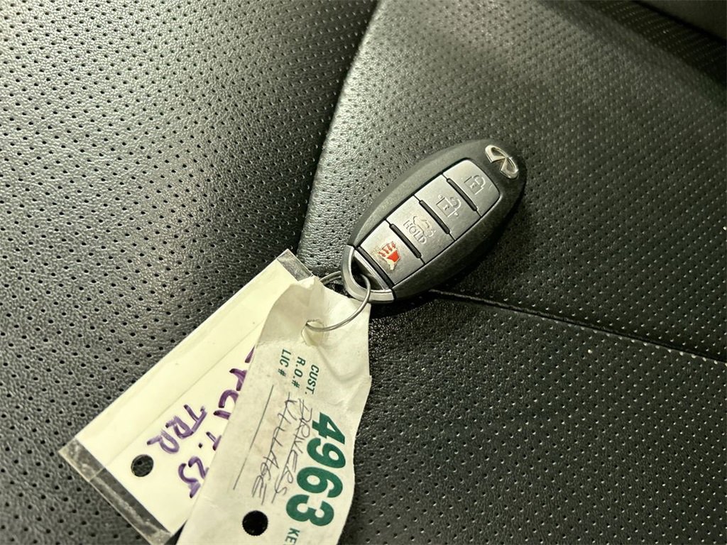 Used 2017 INFINITI Q50 Premium w/ 2.0T Premium Plus Package image 12