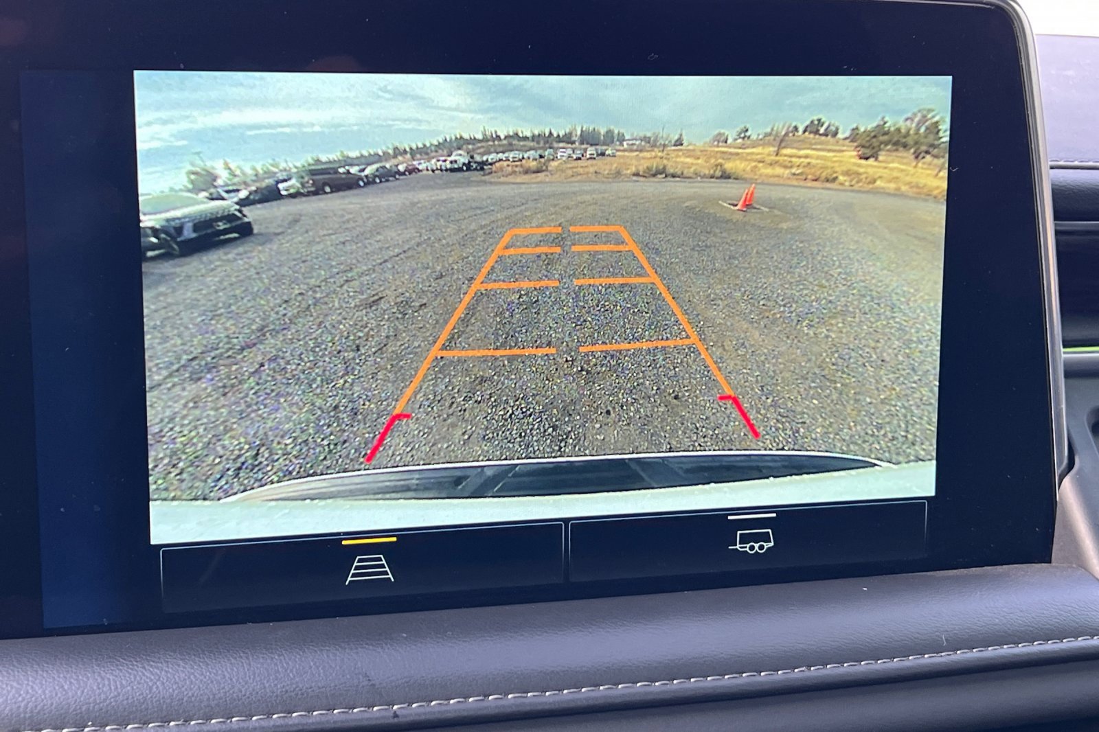 Used 2022 Chevrolet Suburban Z71 image 27