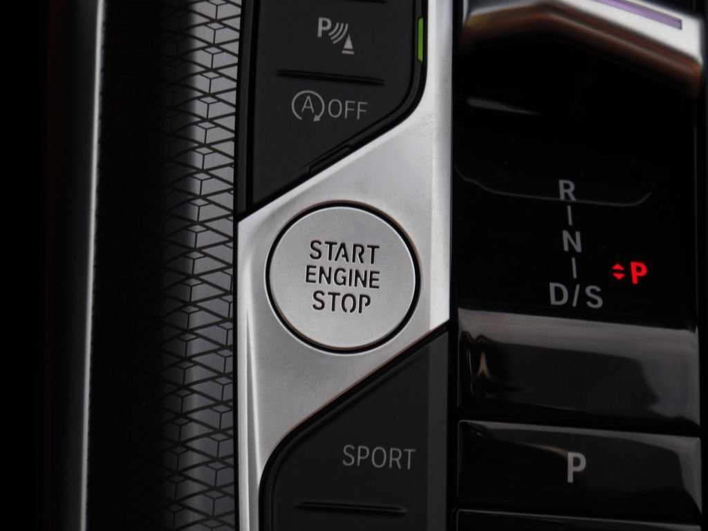 Certified 2026 BMW 440i xDrive Coupe w/ Parking Assistance Package AWD/4WD image 40