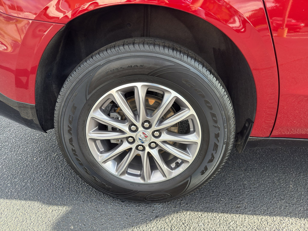 Used 2024 Buick Enclave Premium image 21