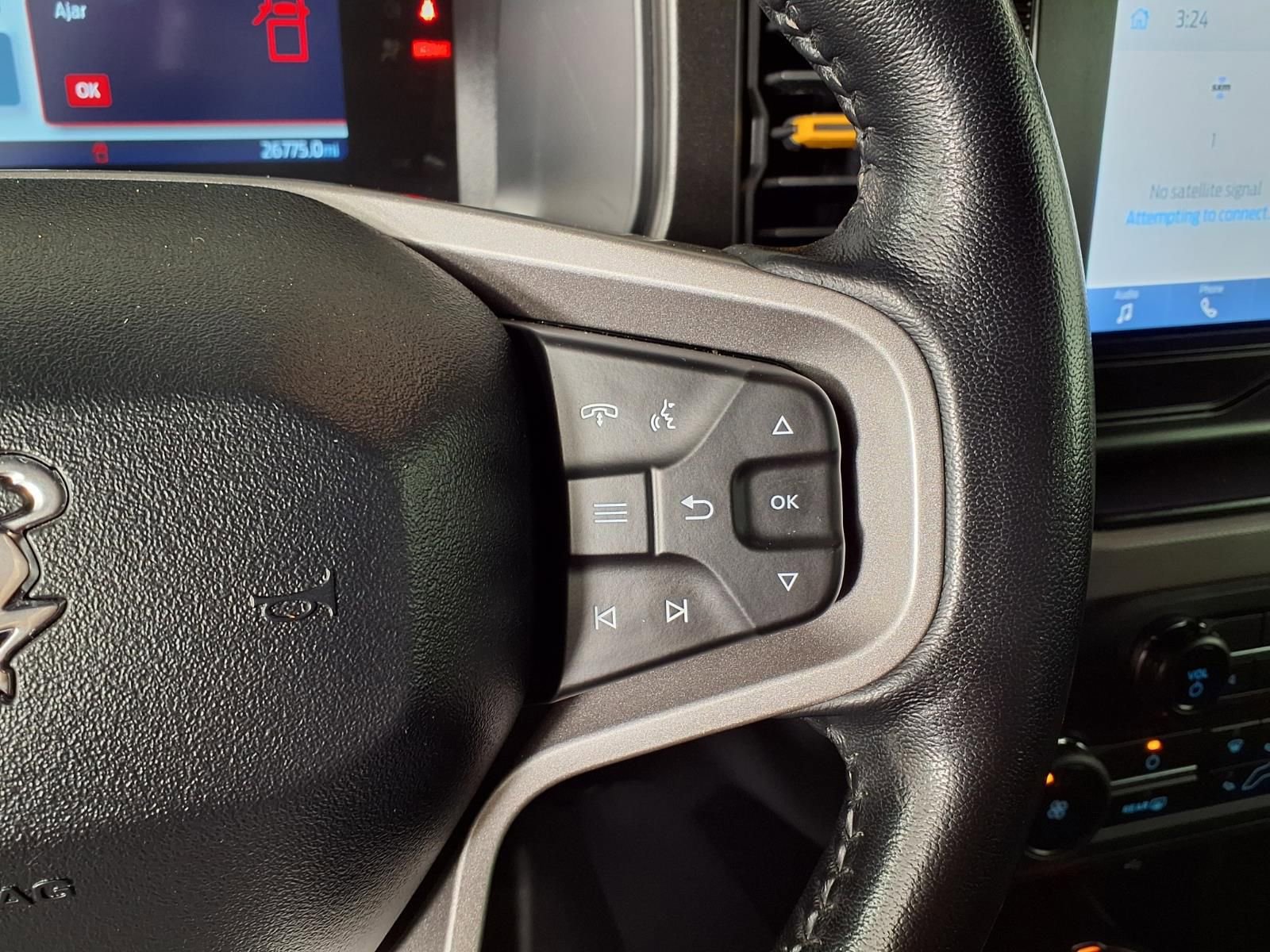 Used 2021 Ford Bronco Badlands image 27