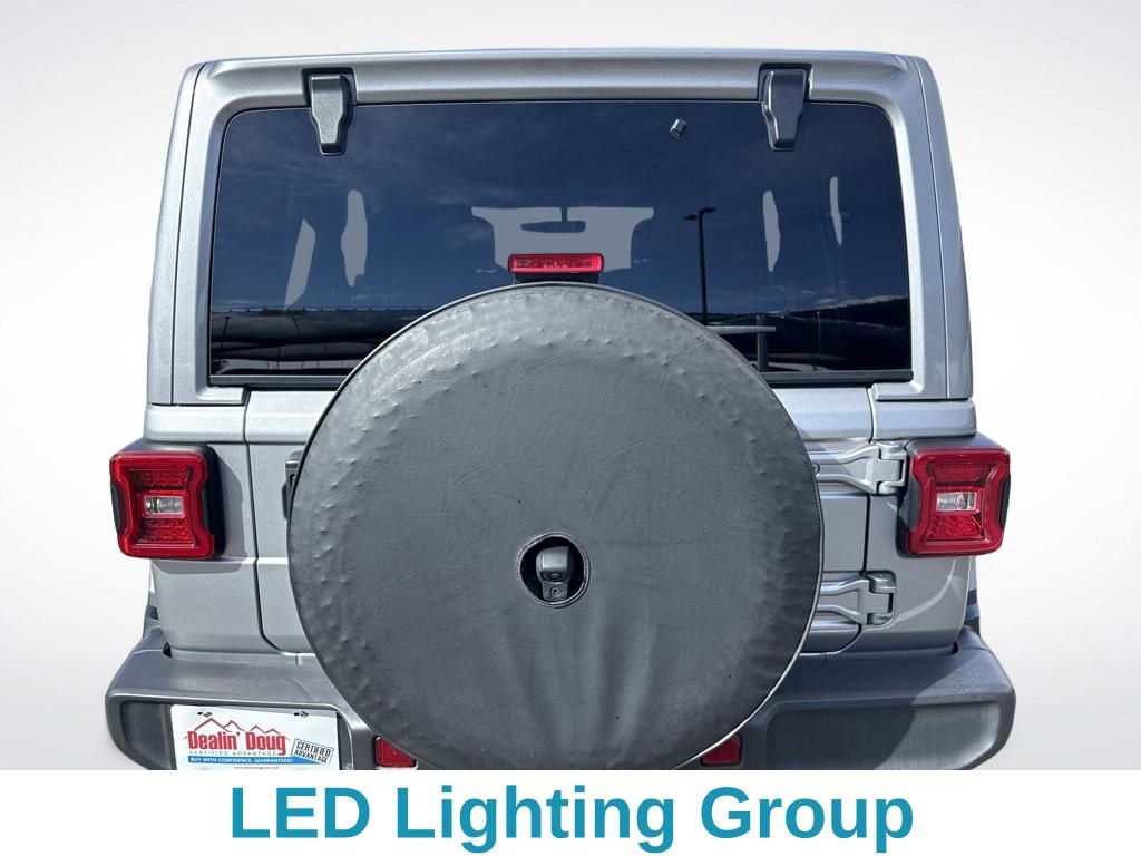 Used 2021 Jeep Wrangler Unlimited Sahara image 4