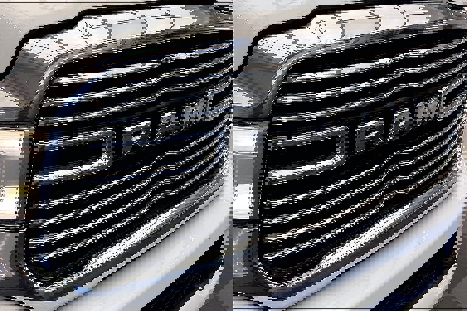 Used 2024 RAM 2500 Laramie w/ Cold Weather Group image 30