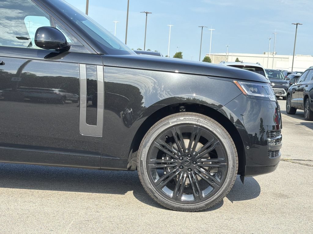 New 2026 Land Rover Range Rover SE AWD/4WD image 9