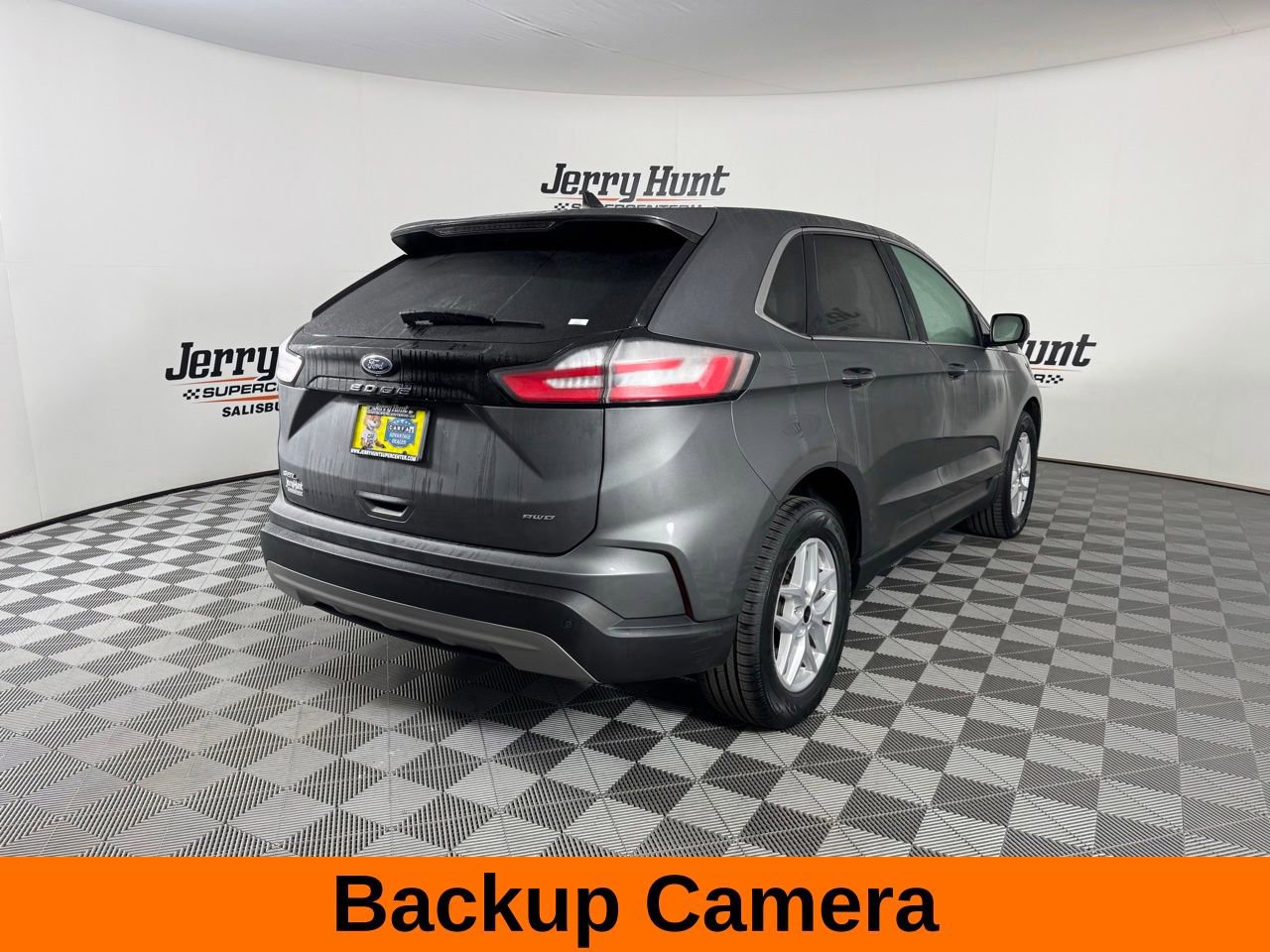 Used 2024 Ford Edge SEL image 7