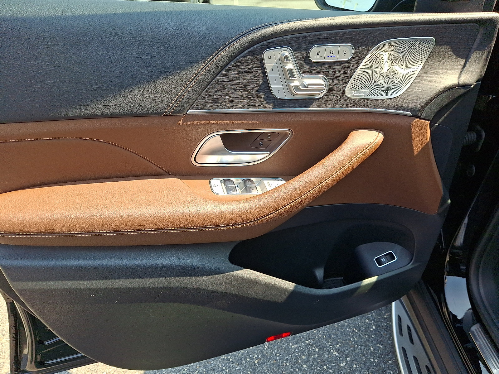 Used 2025 Mercedes-Benz GLE 580 4MATIC image 12